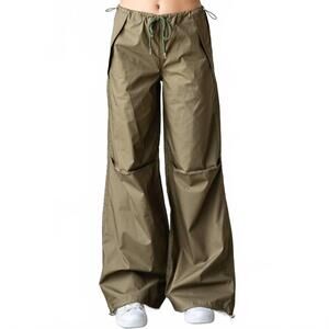 NEW VEVERET parachute wide leg pant in olive